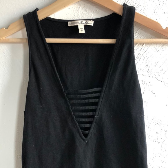 Express✨One Eleven Cutouts Bodysuit - Picture 3 of 7